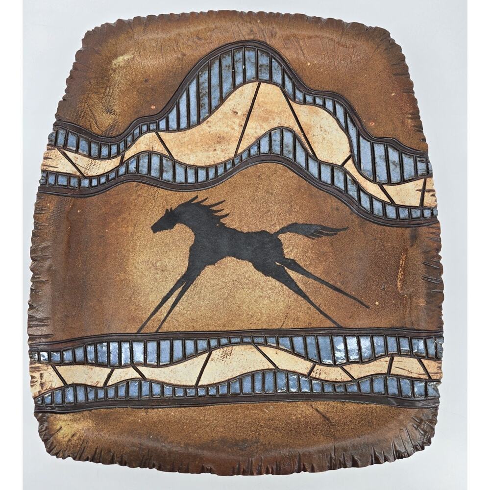 Southwestern Rustic Artisan Signed Pottery Decorative Horse Picture Thick Plate